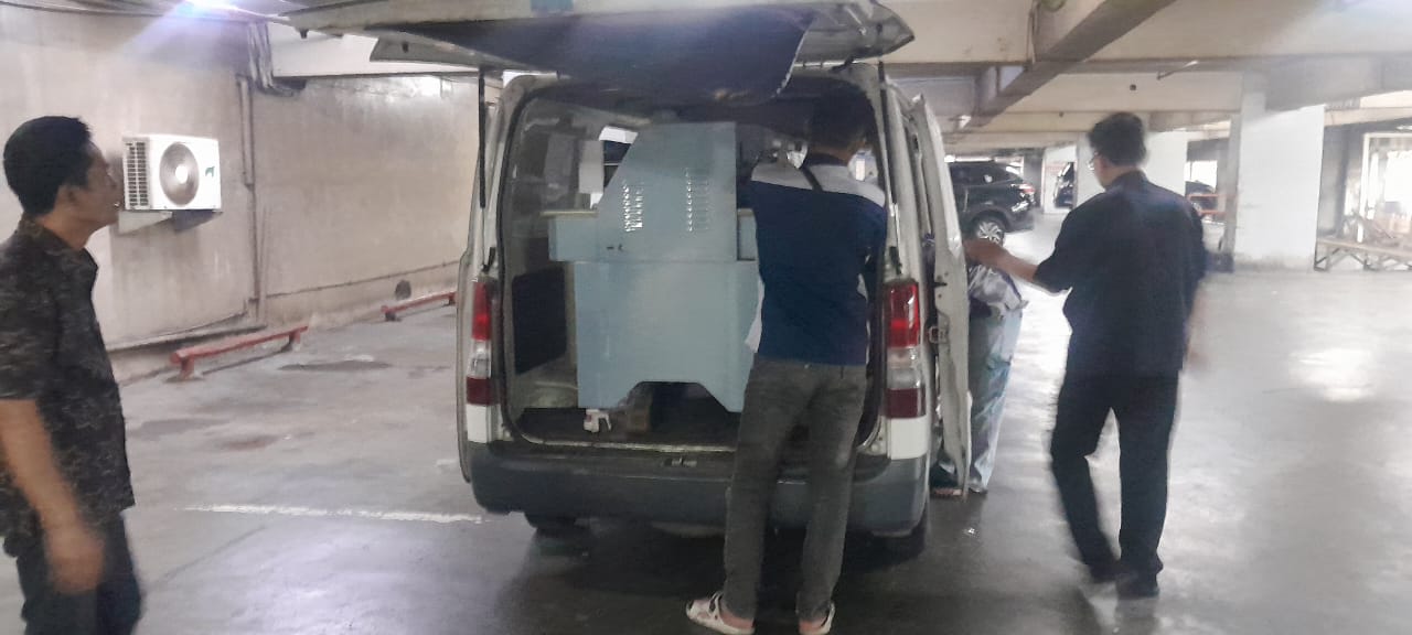 Done Pengiriman mesin bordir Azura 4 Kepala. Tujuan Pulau Jawa.